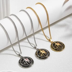 Knights Templar men’s vintage pendant