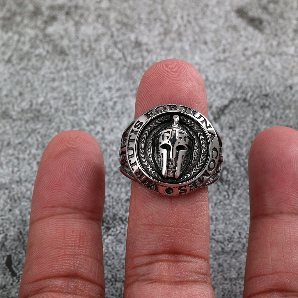 Spartan helmet ring wholesale men's stainless steel jewelry - product view 4