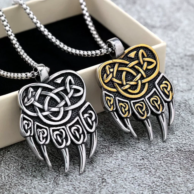 European Viking Double-Sided Bear Paw Pendant Titanium Steel Necklace for Men Wholesale main product image